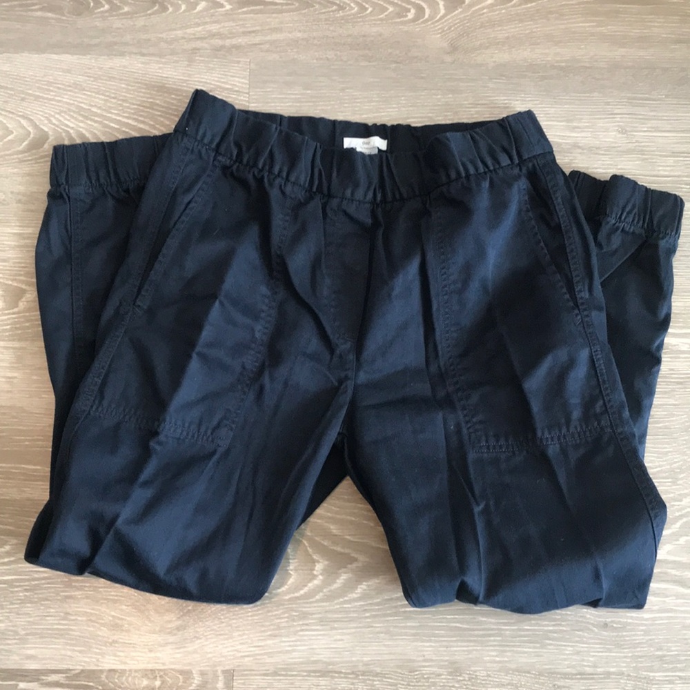 Gap khaki joggers